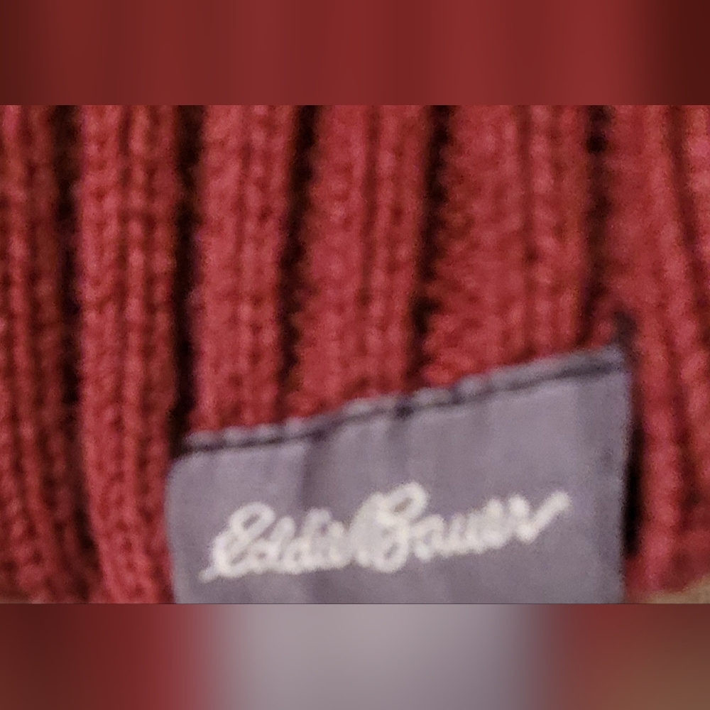 Eddie Bauer Men's Rich Burgundy Crewneck Sweater - Picture 4 of 4